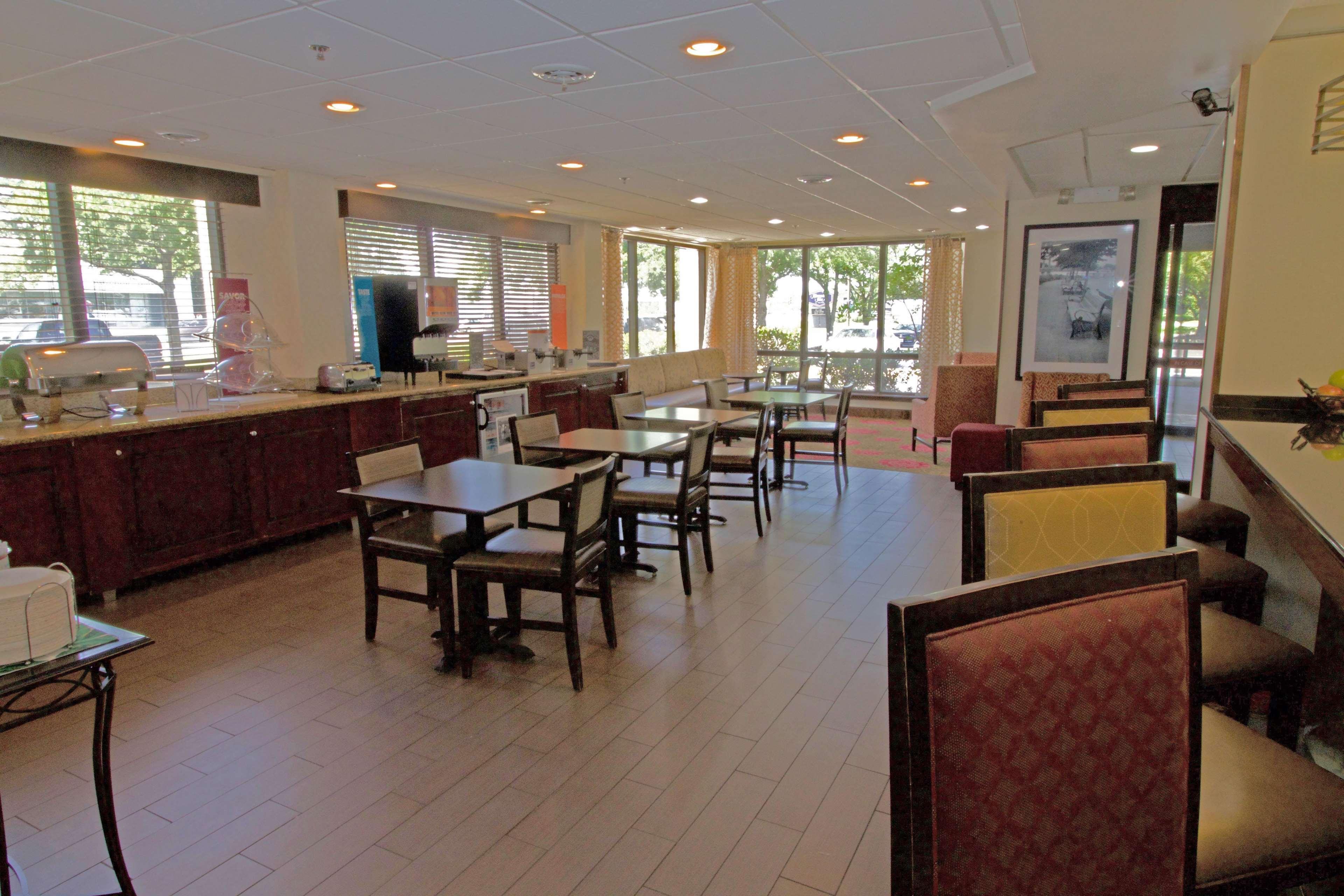 Hotel Hampton Norfolk/chesapeake - Greenbrier Area 3*